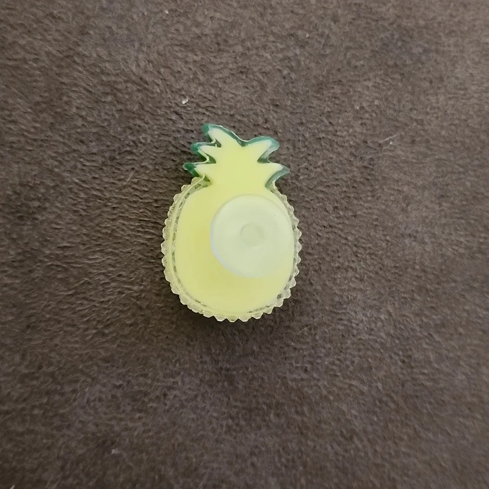 💥 5/$15 Croc Charm